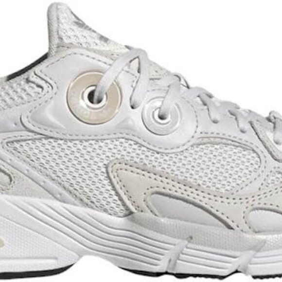 White Adidas Astir Size 8 - Picture 5 of 8